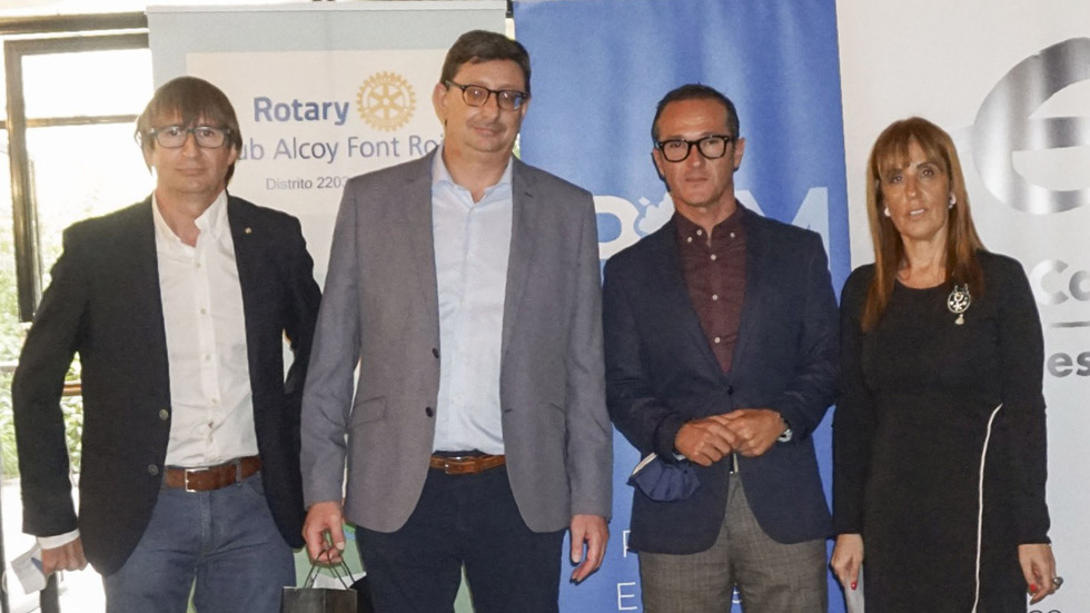 Lalo Blanes y Rafa MIralles de RCAFR, junto a los responsables de REM, Francisco Chico y Sandra Torrighelli