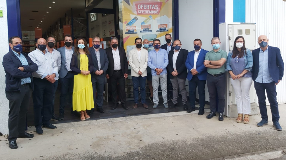 Representación institucional y empresarial en Plaspel