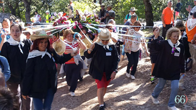 Arribada de la Mare de Déu dels Lliris a la Font Roja / Arxiu Pagina66)