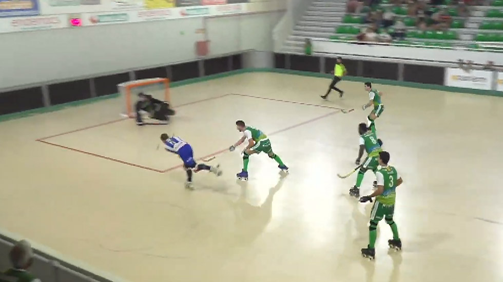 Gonzalo Pérez en el lanzamiento de su cuarto gol / Foto captura OK Liga TV