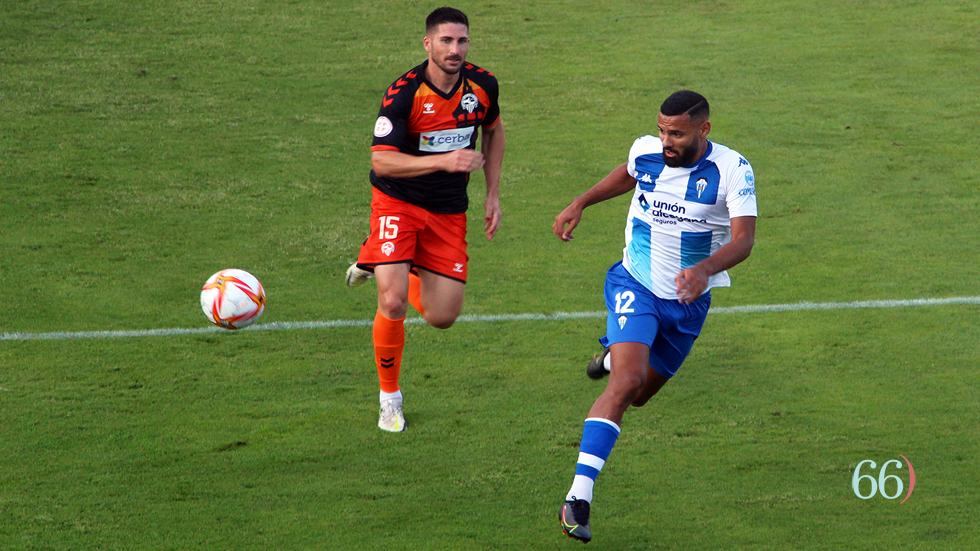 Mourad en un ataque frente al Sabadell
