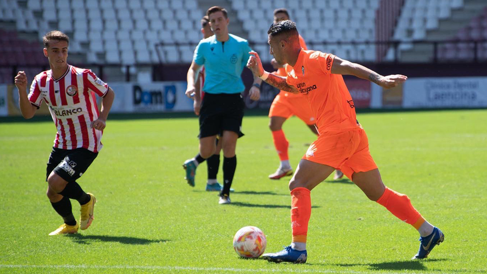 Partido de la jornada 1 en Las Gaunas / Foto: CDAlcoyano