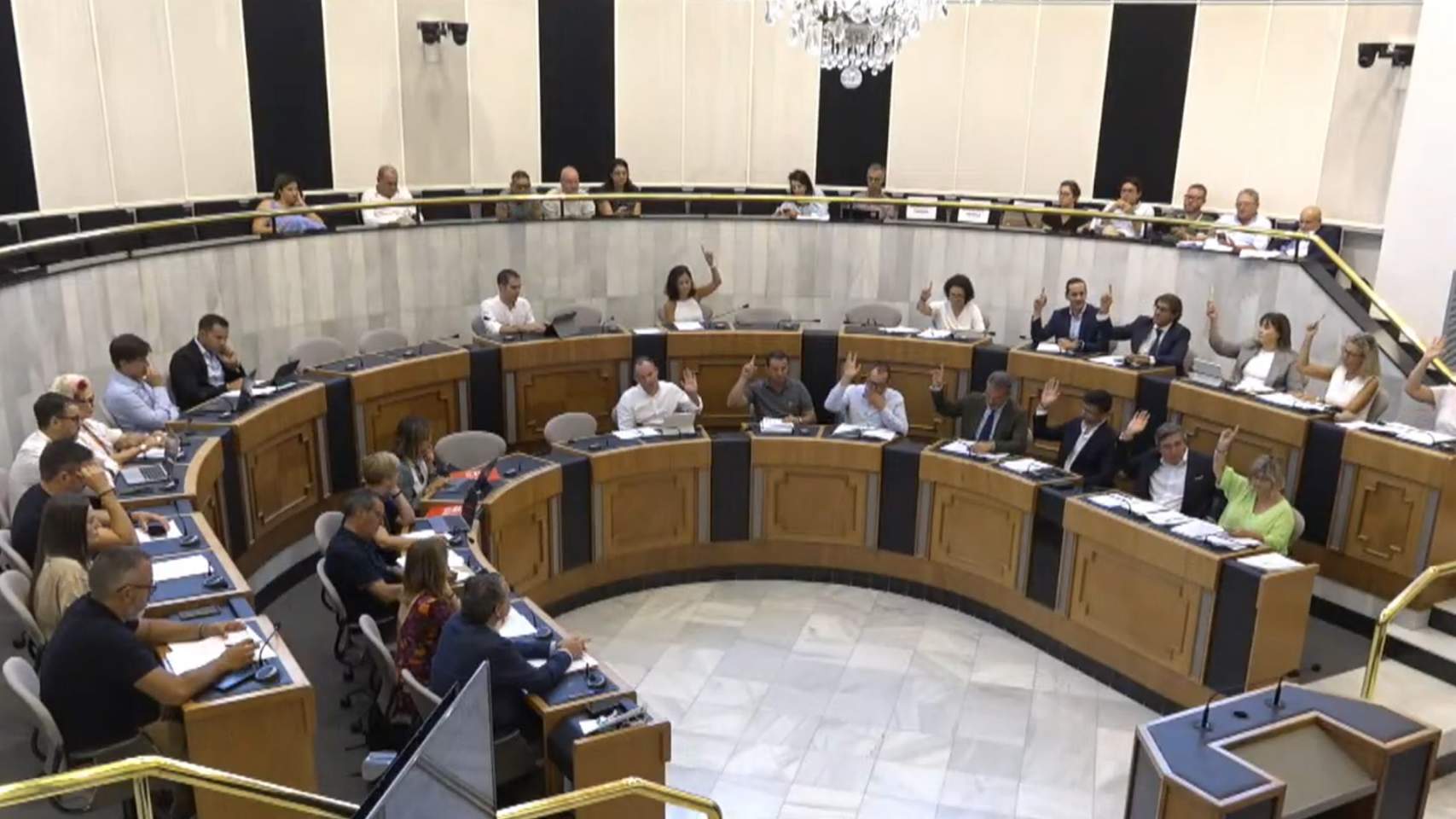 Votación en el último pleno de la Diputación