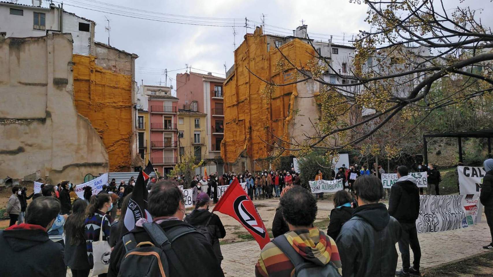 Mobilització en defensa de Cals Flares