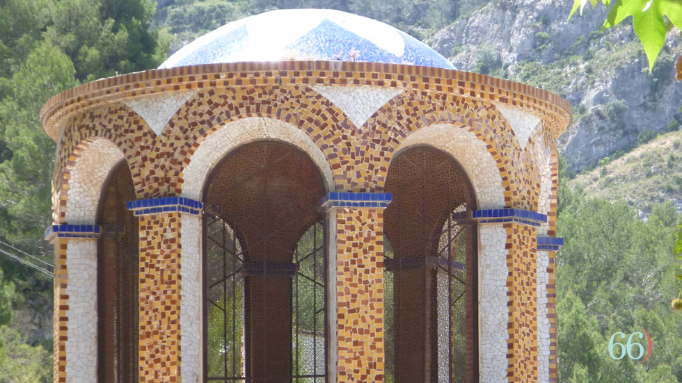 Cúpula sobre el manantial del Molinar