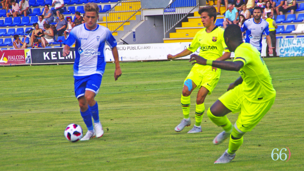 Alberto Rubio frente al Barça B en su anterior etapa en Alcoy