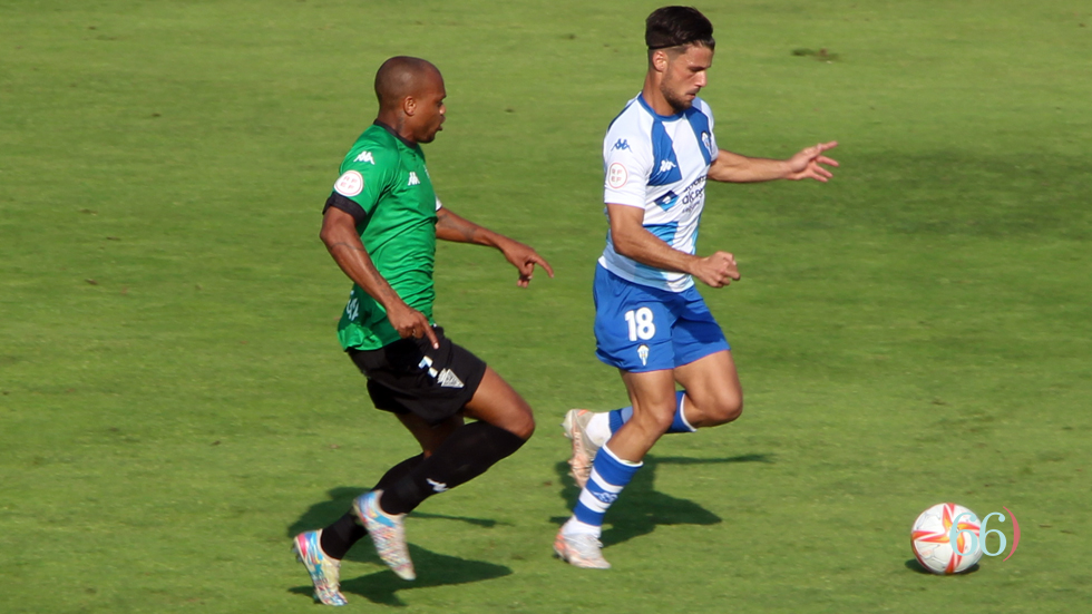 Carbonell frente al San Fernando