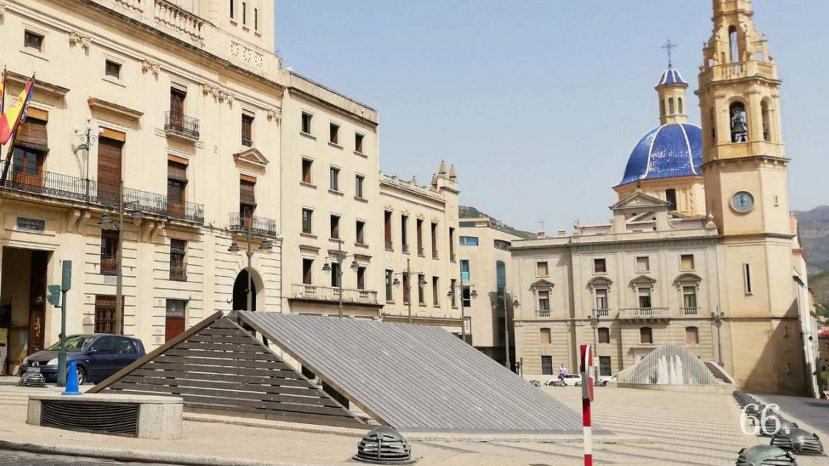 Entrada a la Llotja de Sant Jordi