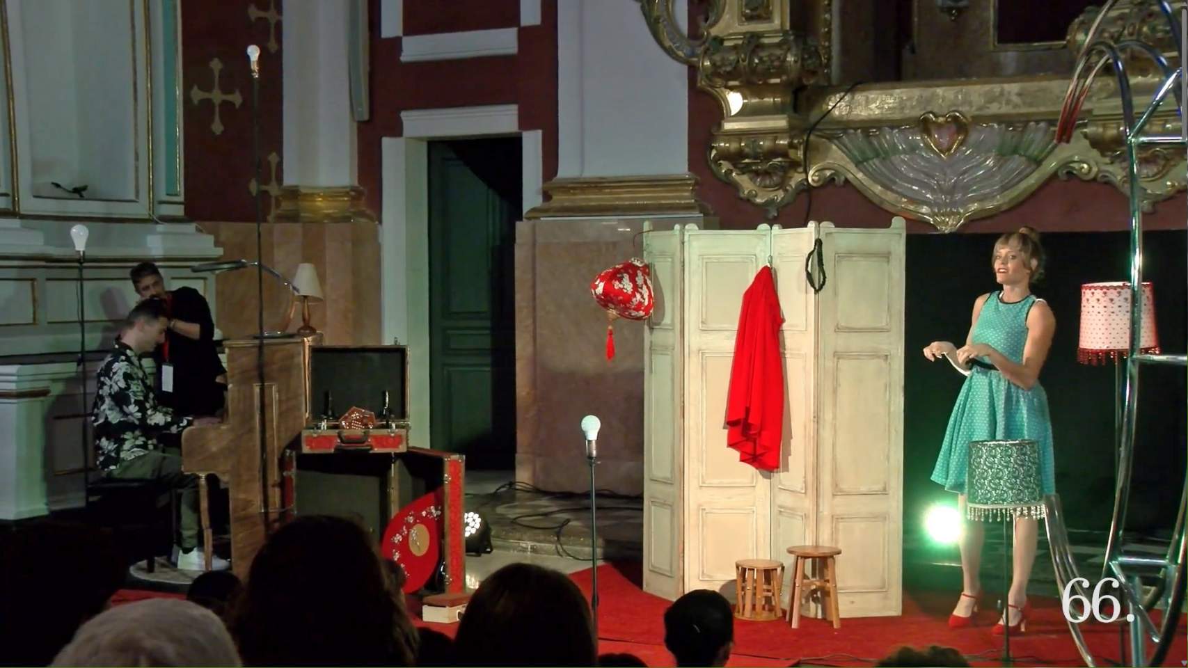 Espectacle de la Mostra en la Capella de l'Antic Asil