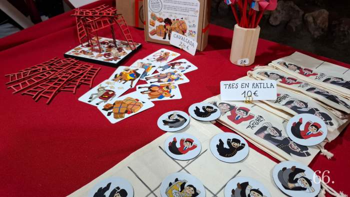 Es poden trobar jocs relacionats amb la nostra cultura / Foto CGC