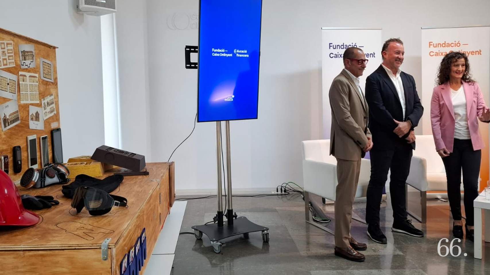 Presentació de l'escape room de Fundació Caixa Ontinyent