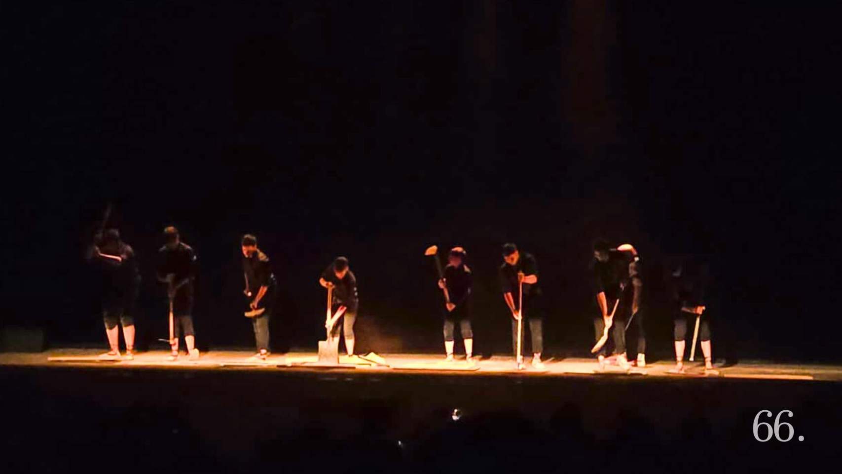 Un moment de 'La descetlada', l'espectacle de dansa que ha tancat l'acte / Foto PRG