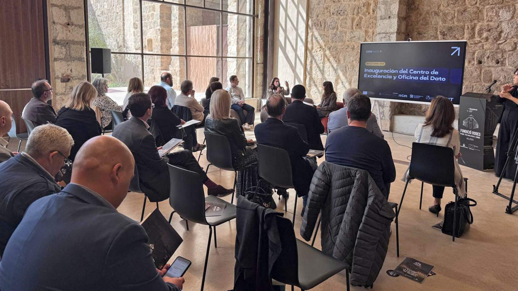 Alcoi generarà solucions de futur amb el nou Centre d’Excel·lència i Oficina de la Dada