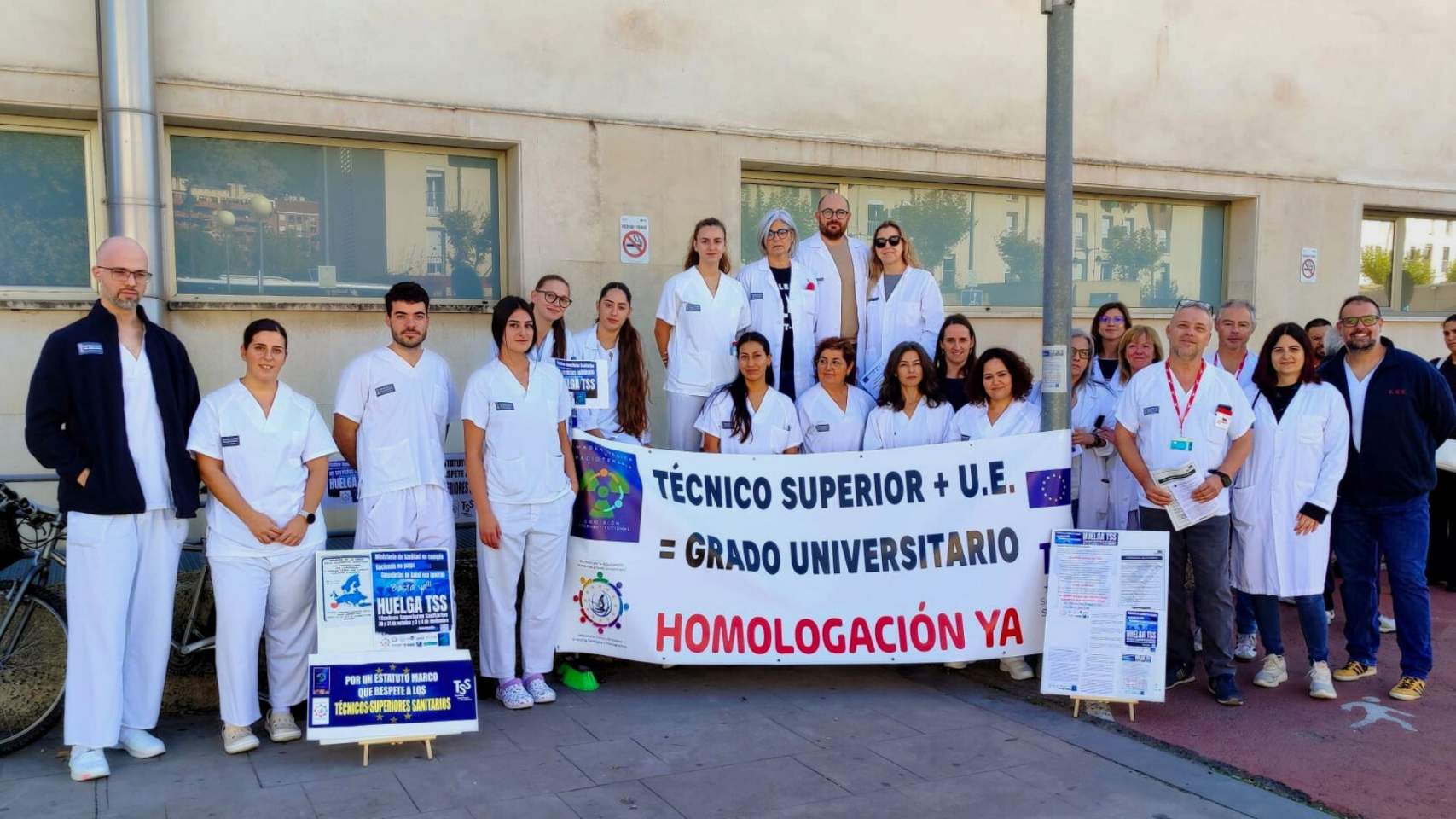 Mesos de protestes acaben en vaga dels tècnics sanitaris del Verge dels Lliris