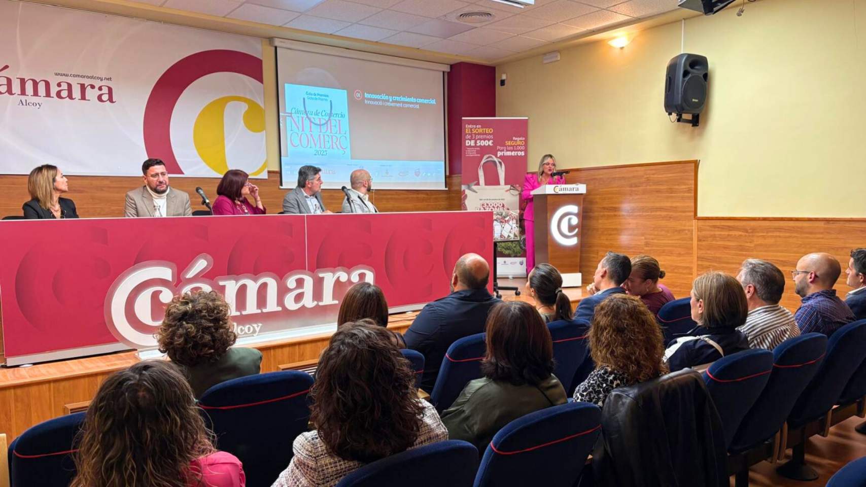L'acte s'ha fet en el saló d'actes de la Cambra de Comerç / Foto: CCA