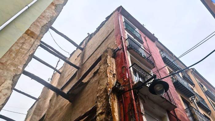 Despreniments de façana en una casa del Centre / Foto AdA