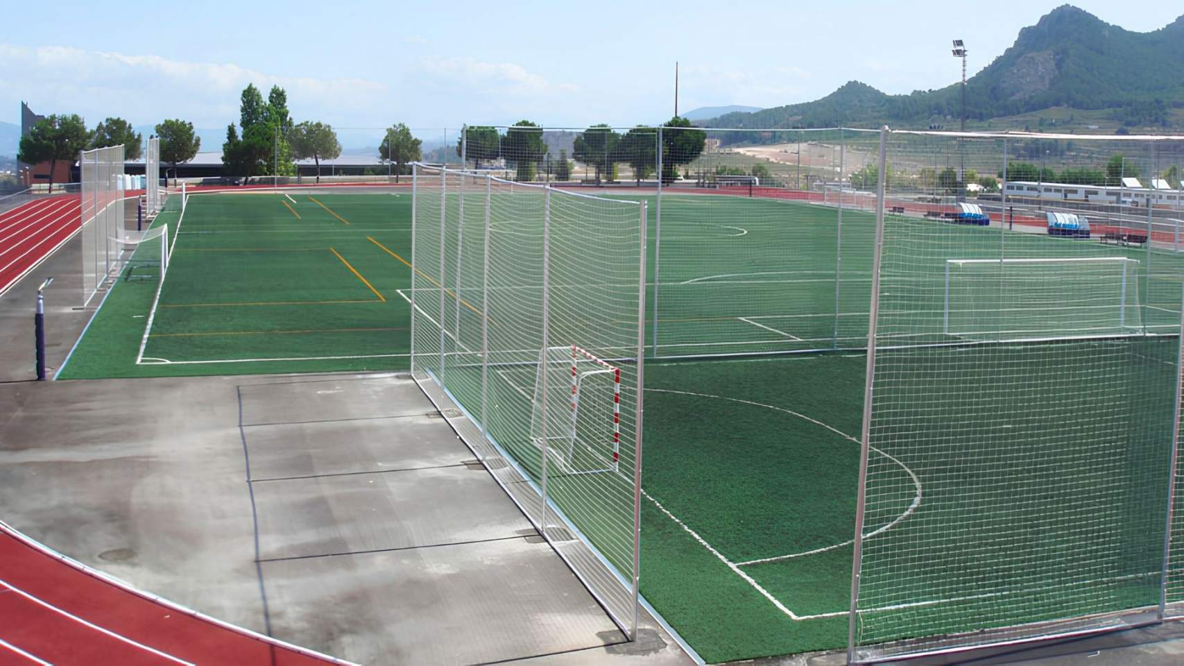 Pista d'atletisme en el poliesportiu Francisco Laporta