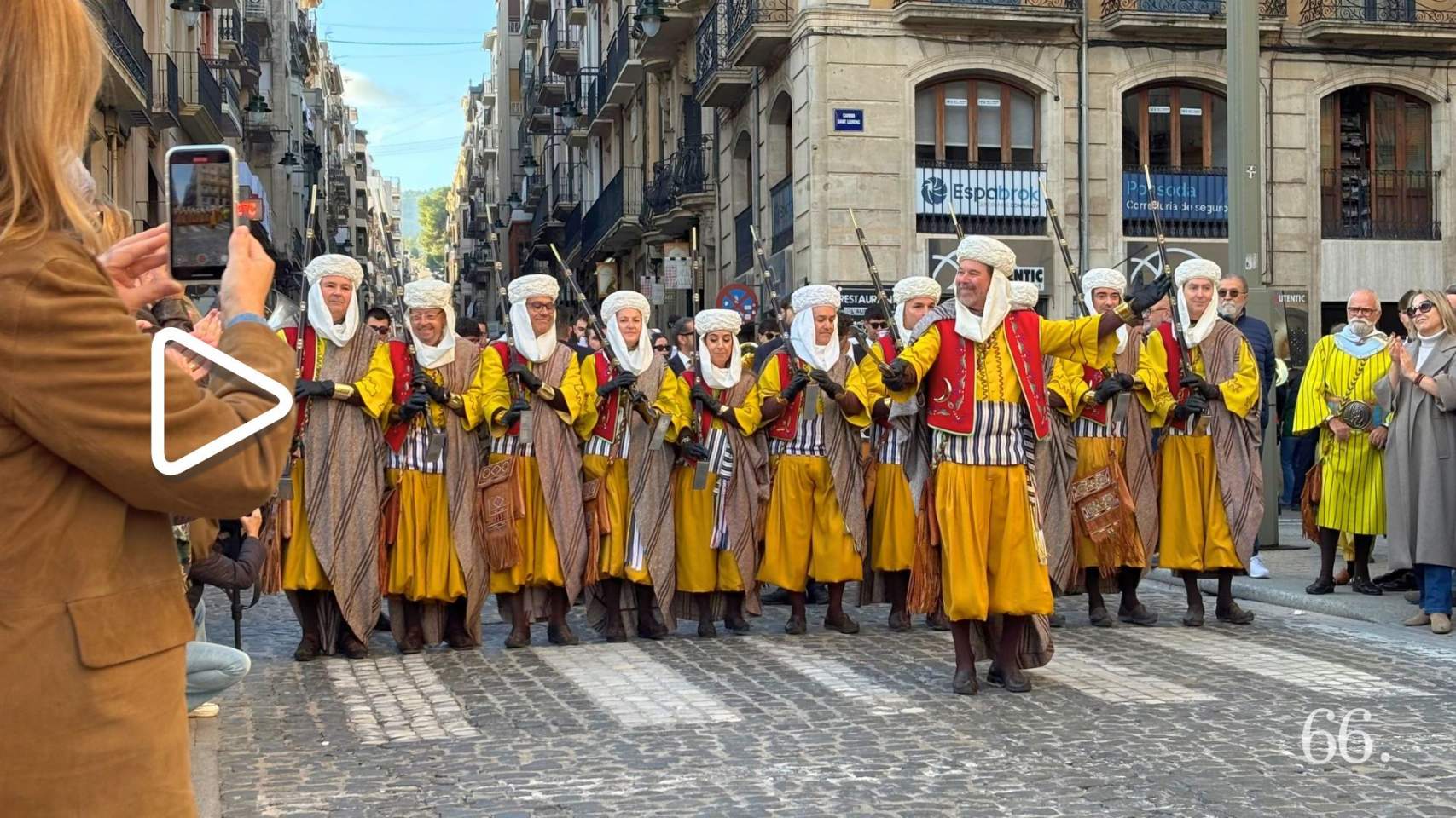Una Diana especial obri el dia gran del Mig Any d&rsquo;Alcoi