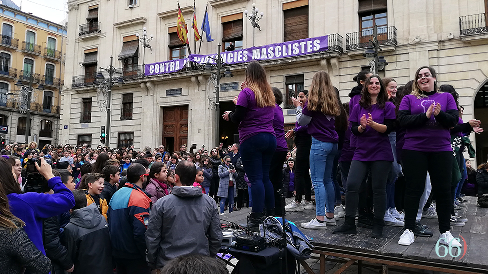 Acto en la plaça d'Espanya