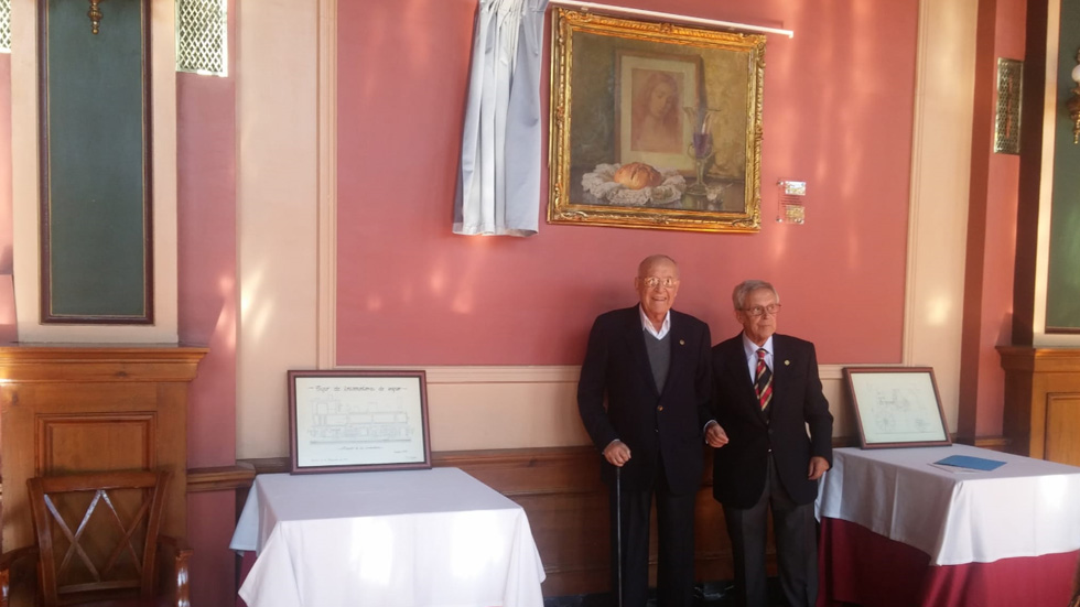 Entrega del cuadre / Foto: Secretaría Círculo Industrial