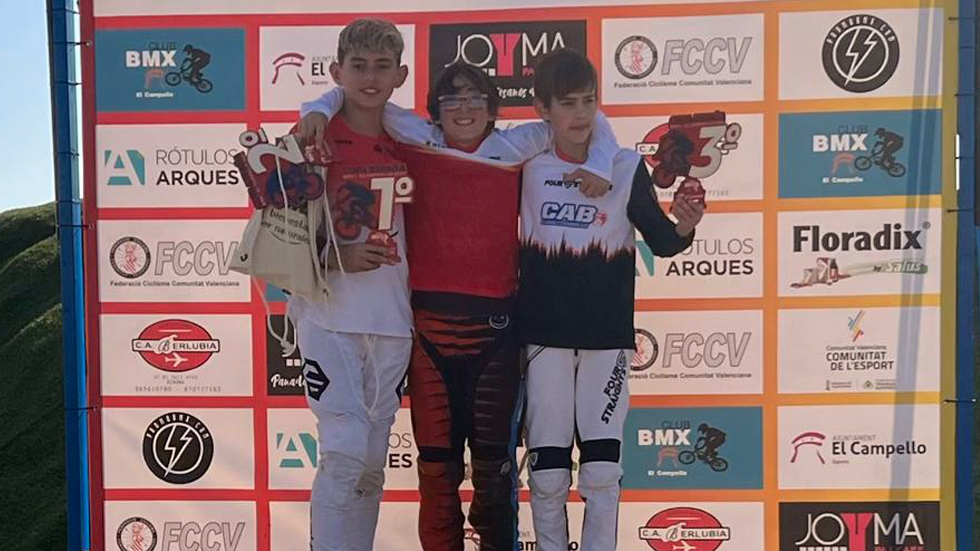 Podio de Vicente García / Foto: FB Regidoria d'Esports