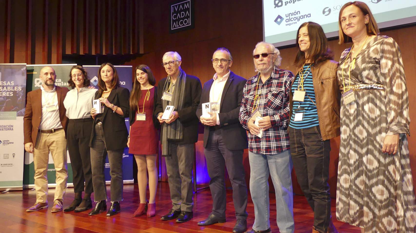 Premiats per Novaterra durant l'acte