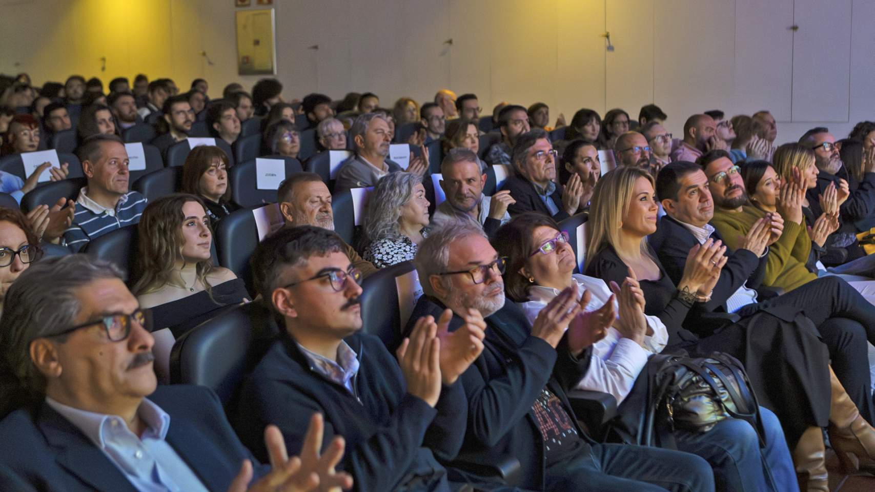 P&uacute;blic en Animalcoi / Foto: Jordi Arques