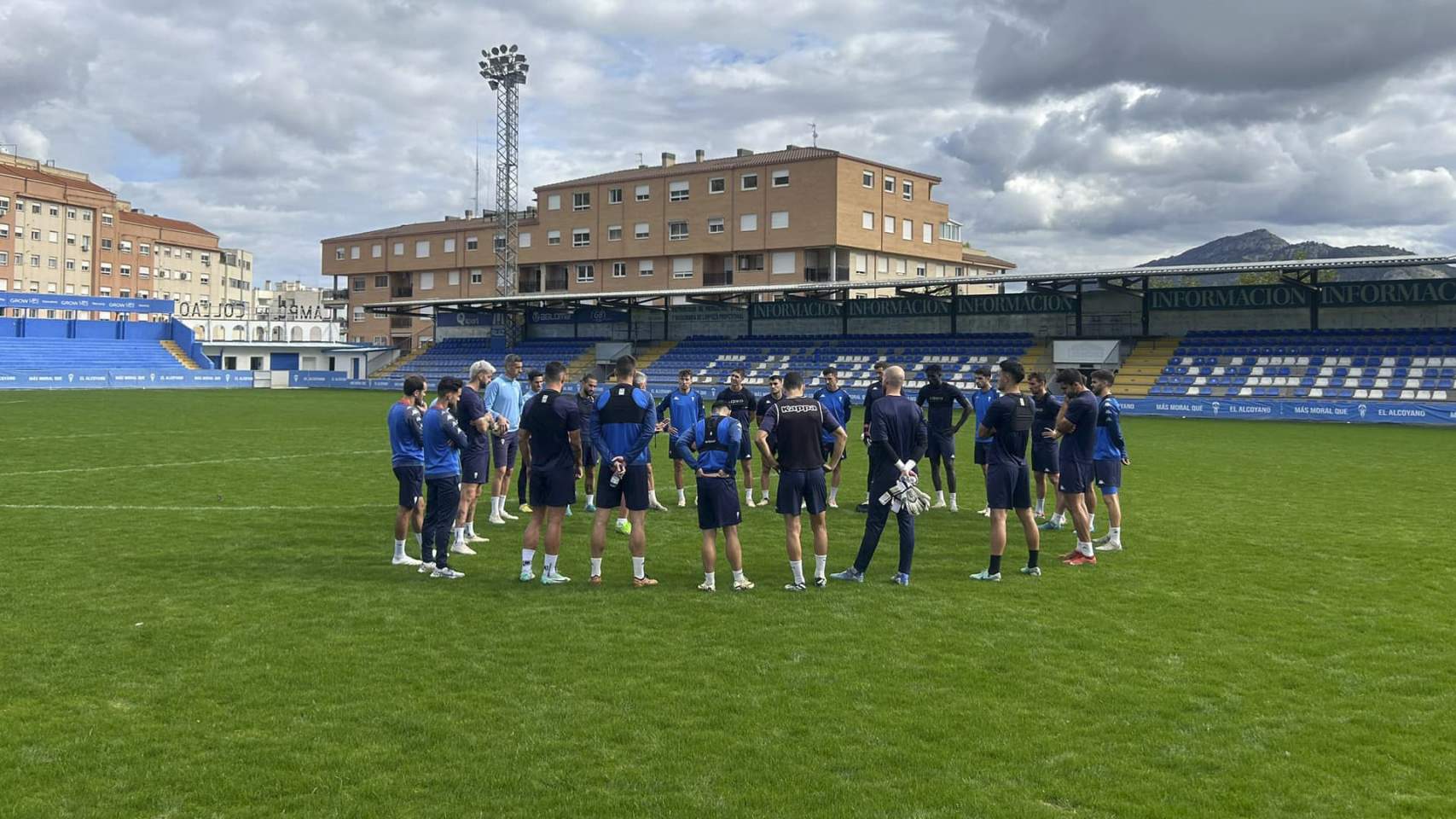 Entrenamiento en El Collao / Foto: Facebook CDAlcoyano