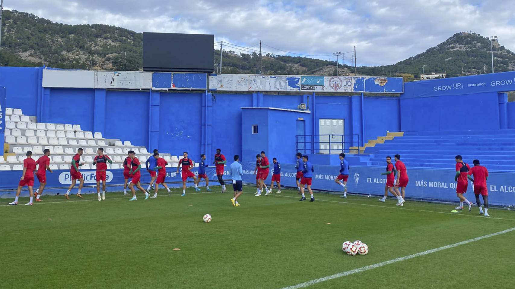 Entrenamiento en El Collao / Foto: Facebook CDAlcoyano