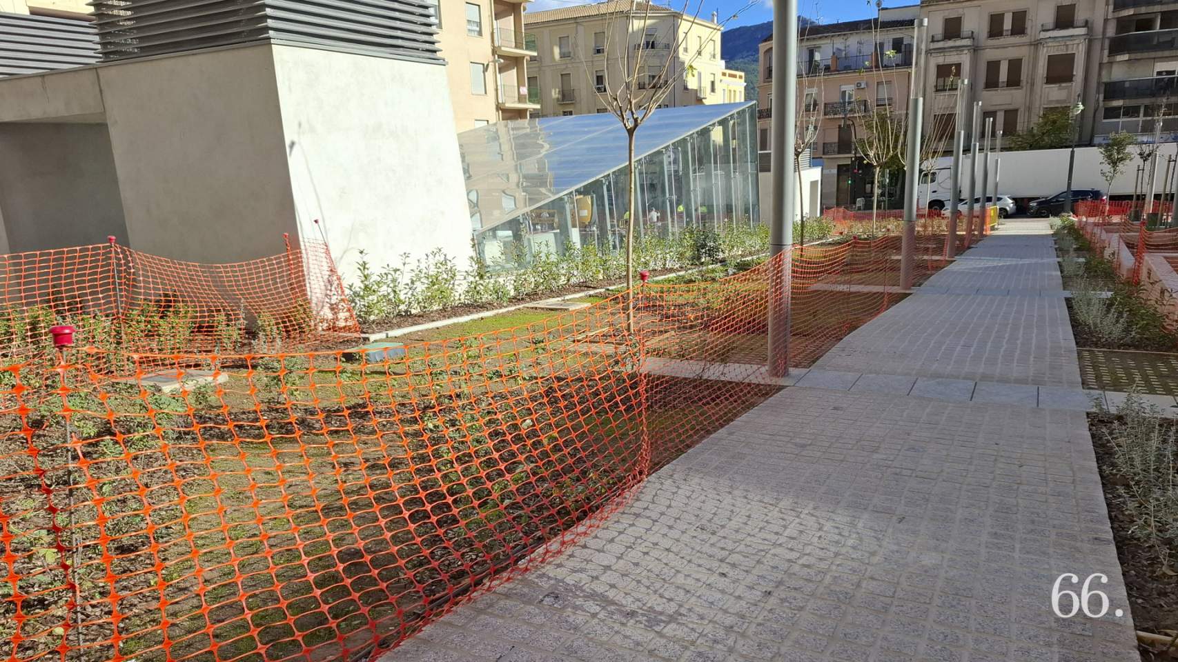 Alcoi recepciona les obres de La Rosaleda, amb el pàrquing encara tancat