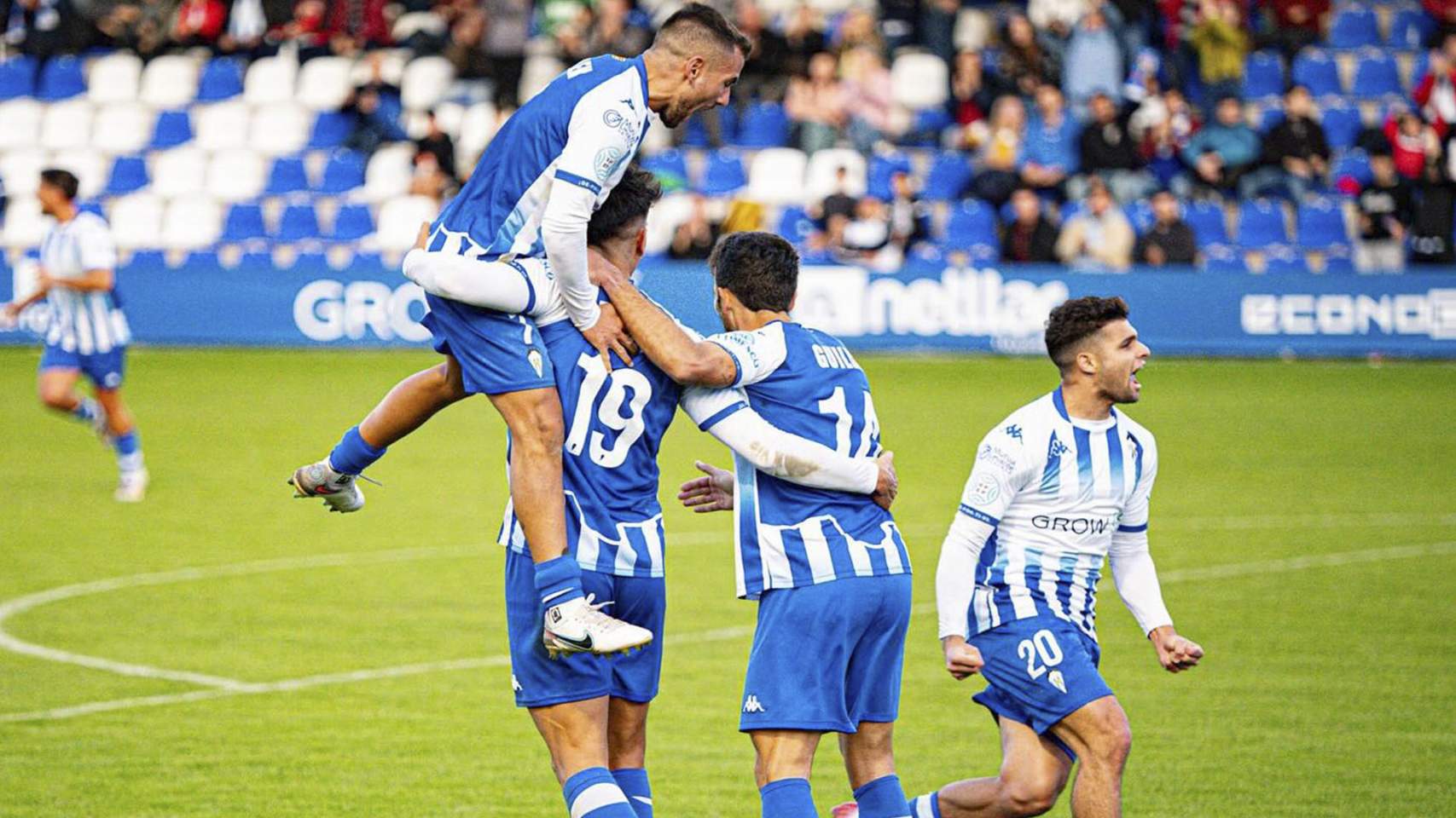 Celebració del primer gol / Foto: Facebook CDAlcoyano