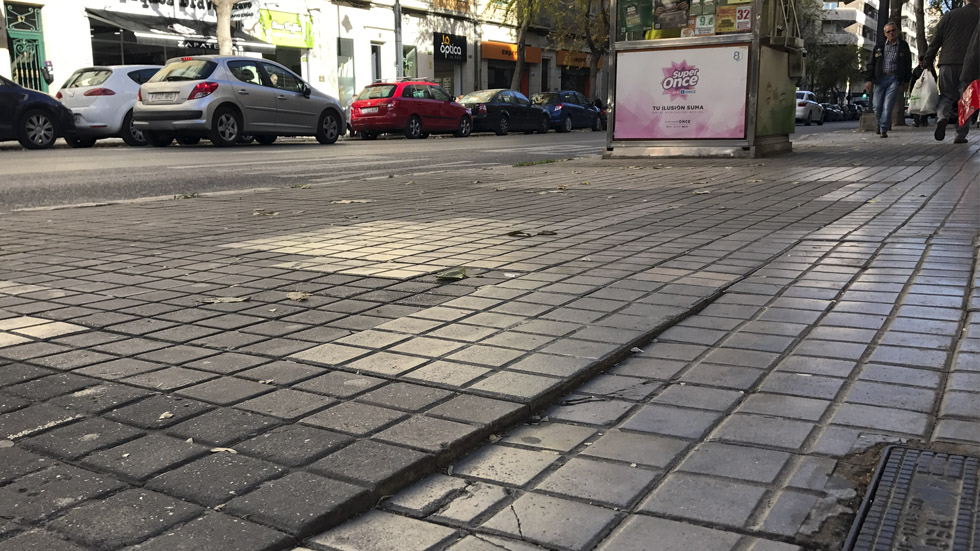 Acera en Alameda / Foto ET