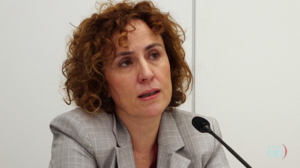 Júlia Company