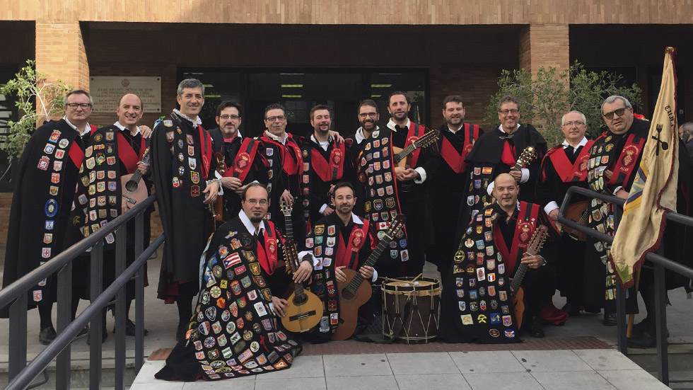 Los tunos en Sevilla / Foto RMT