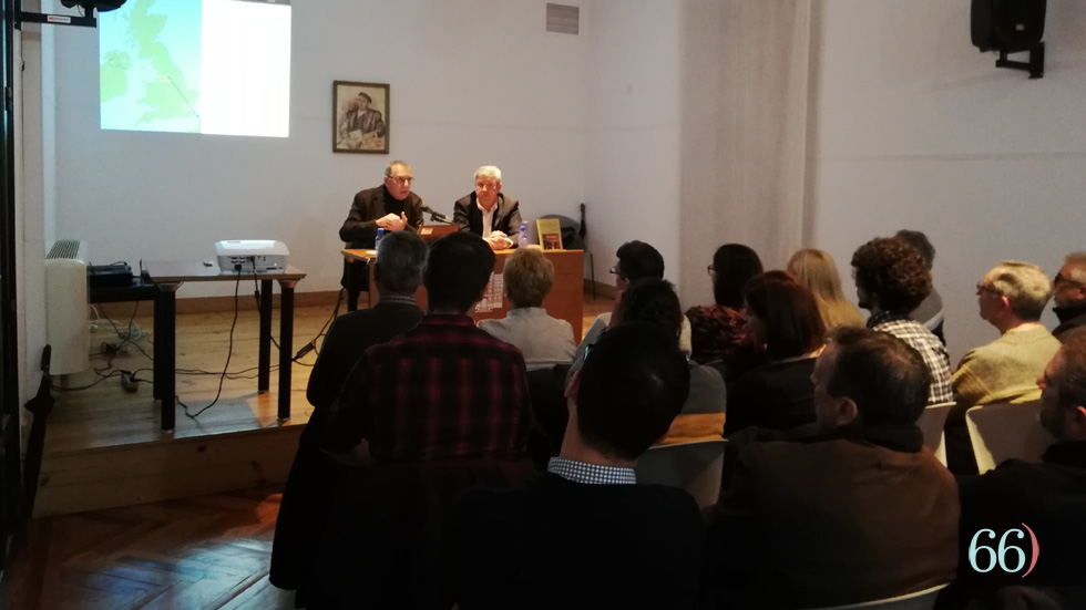 Presentació del llibre al Centre Cultural Mario Silvestre / Foto: Pagina66)