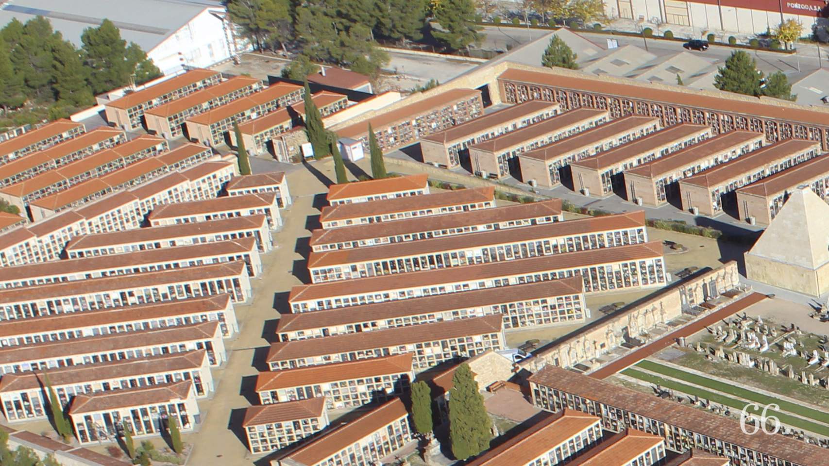 Vista aèria del cementeri