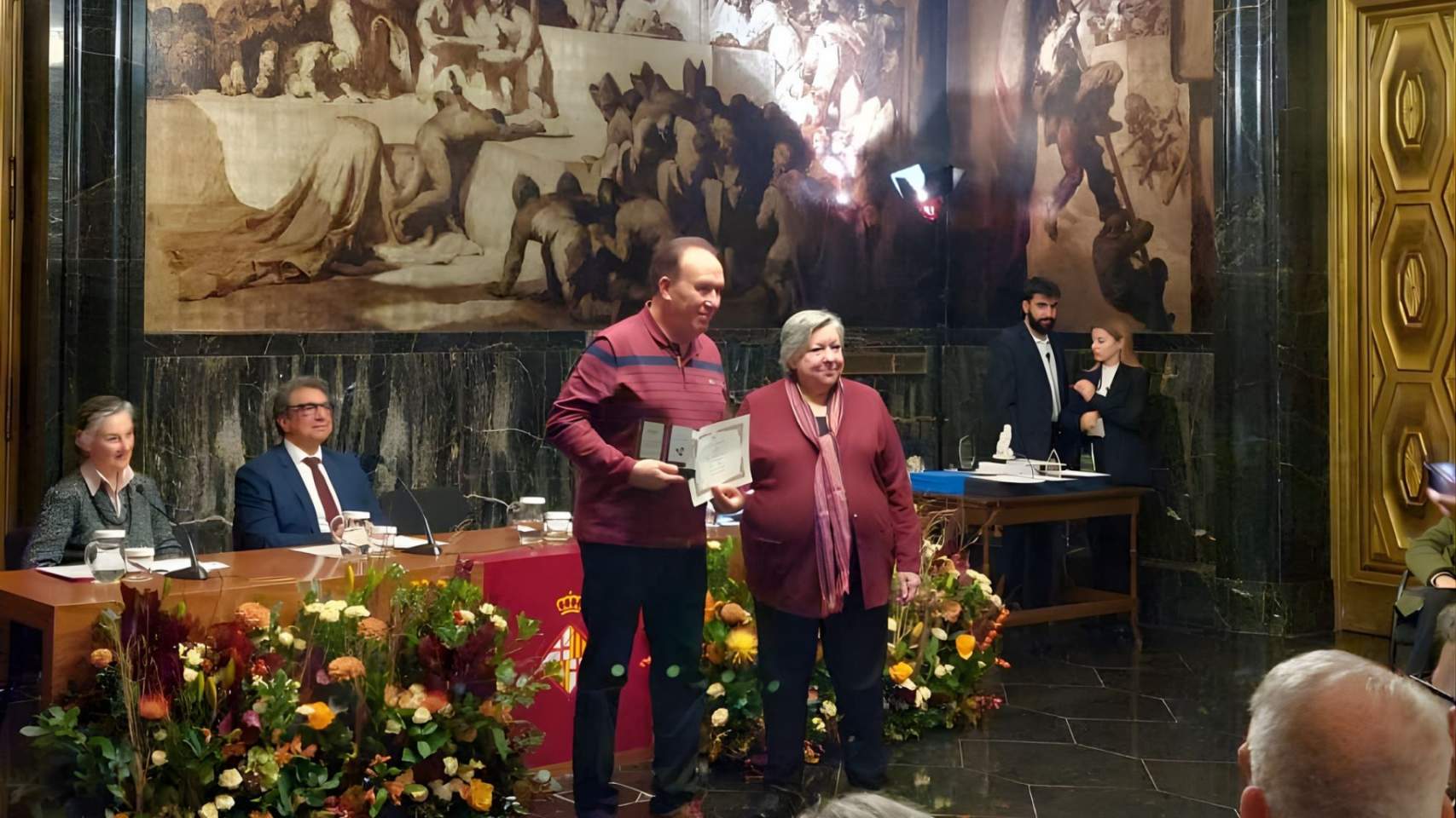 Francesc Pou guanya el premi Flor Natural dels 47è Jocs Florals de la Tardor